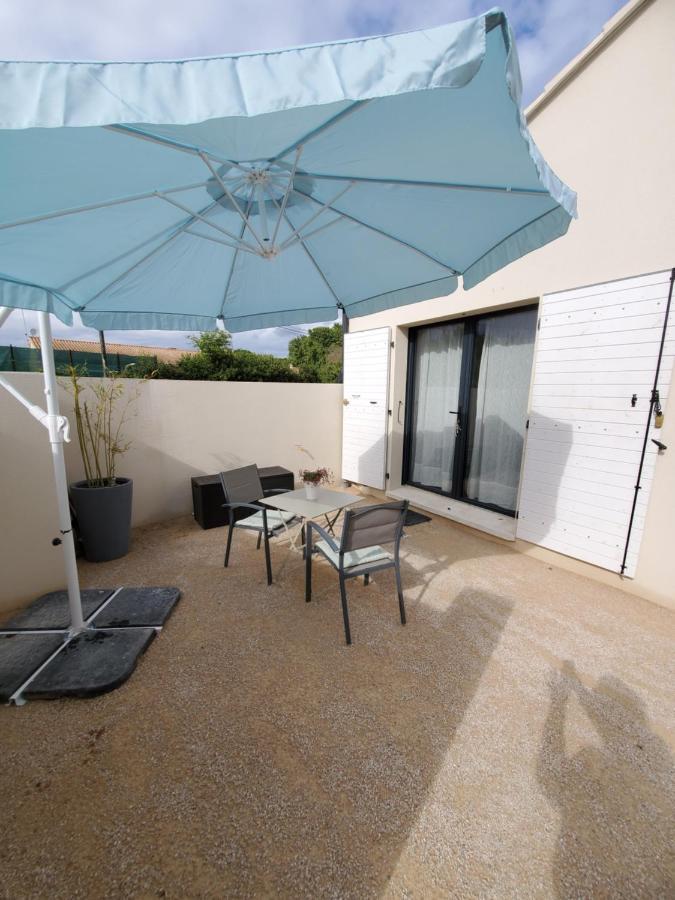 Charmant Studio Moderne Avec Exterieur "Dormir En Provence" Fontvieille Exterior foto